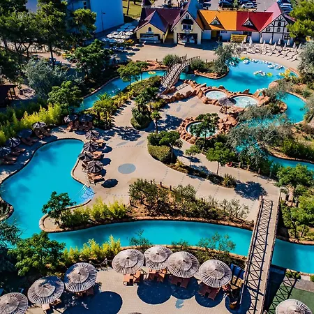 Amadria Park Deluxe Mobile Home