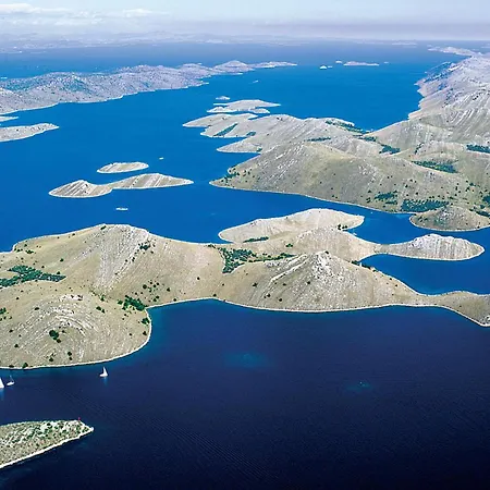 Parque de vacaciones Amadria Park Deluxe Mobile 4*