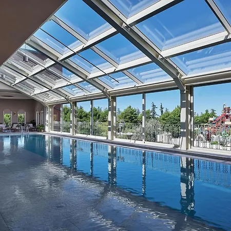 Amadria Park Deluxe Mobile