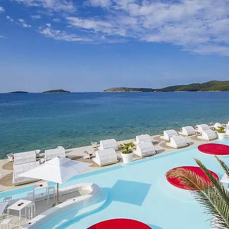 Amadria Park Deluxe Mobile Home Шибеник